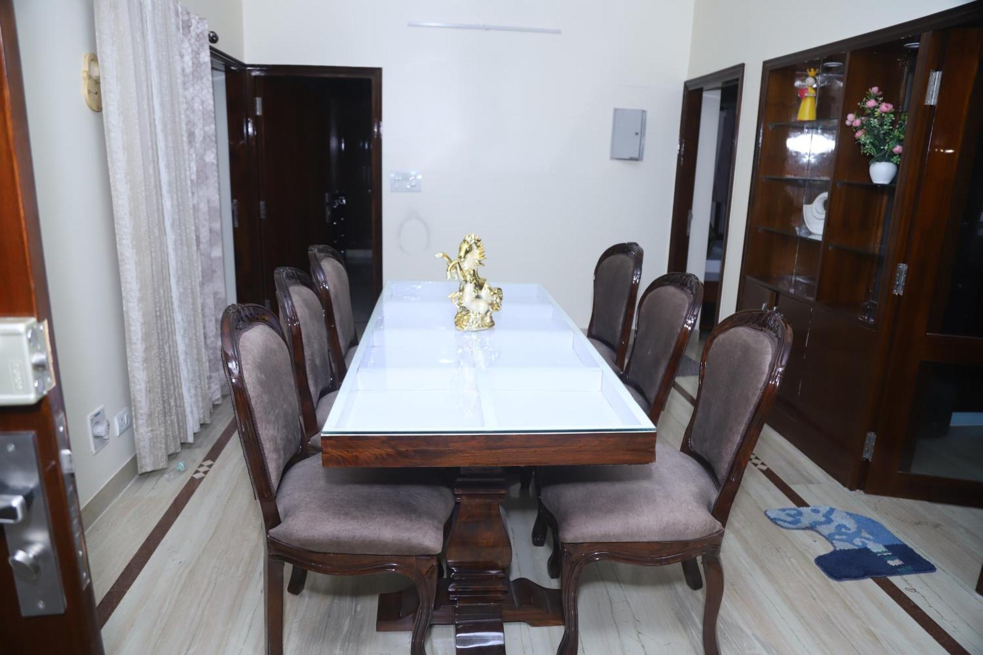 Divine India Service Apartment 3Bhk,B57 Sarita Vihar,Apollo 뉴델리 외부 사진
