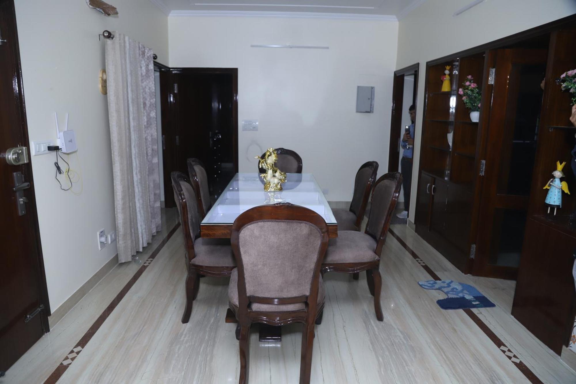 Divine India Service Apartment 3Bhk,B57 Sarita Vihar,Apollo 뉴델리 외부 사진